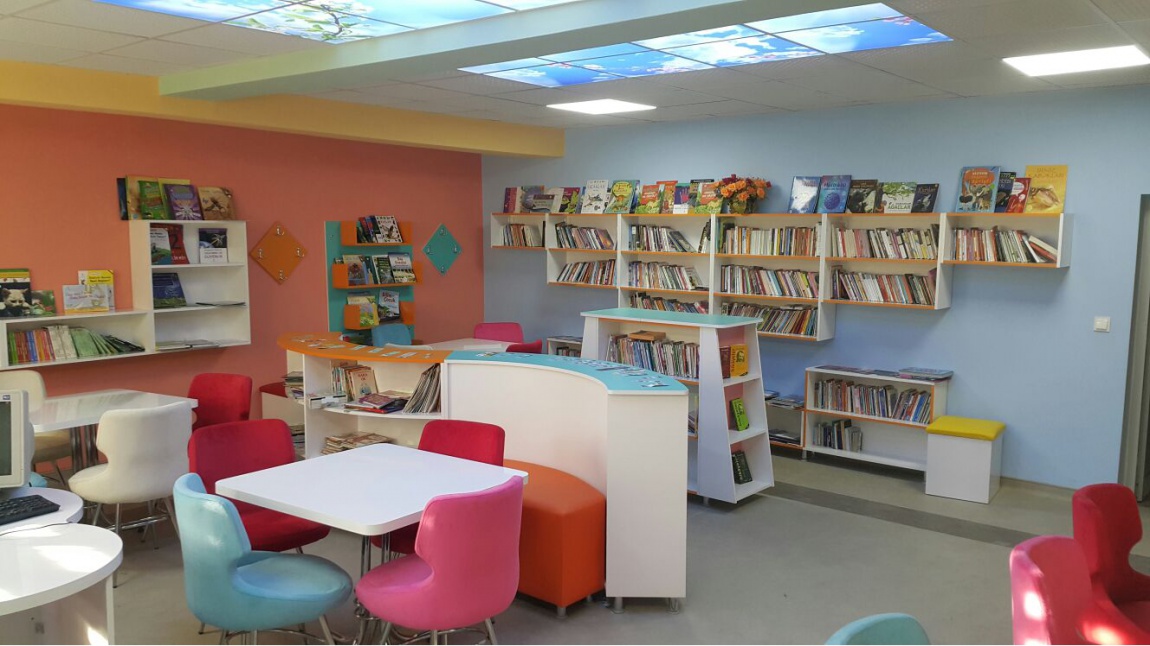 Okulumuz Zenginleştirilmiş Kütüphanesi