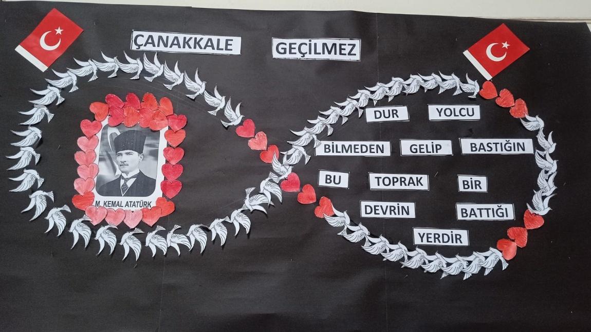 18 Mart  Şehitleri Anma  Günü ve  Çanakkale Deniz Zaferi' nin 109. Yıl   Dönümü Okul Panomuz